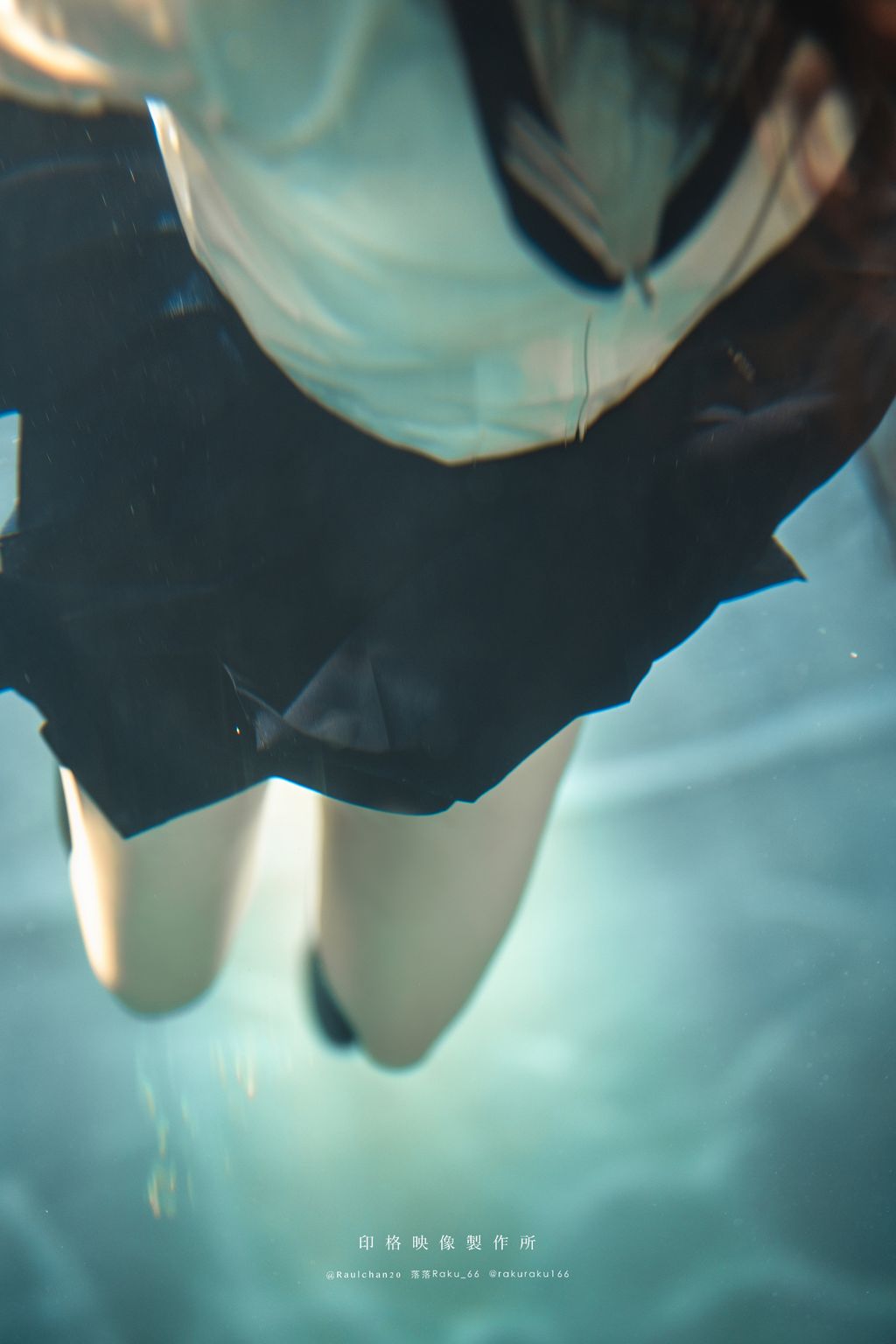 Coser@落落Raku: 水泳馆 (58 photos ) 
