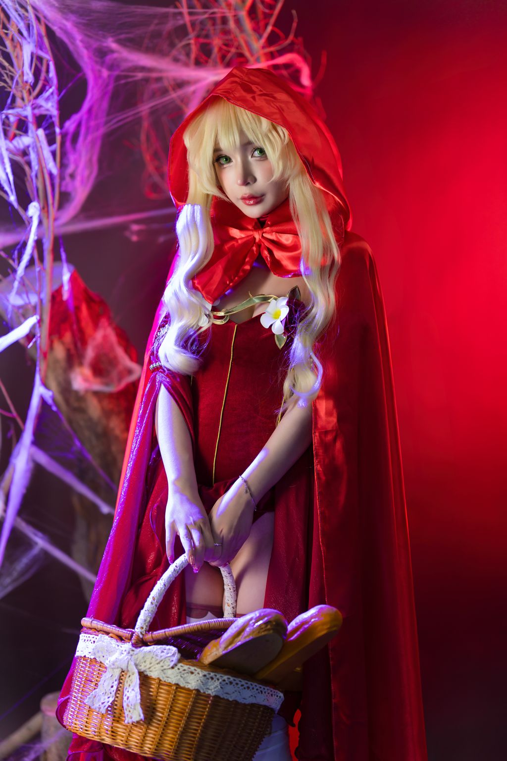 Coser@UmekoJ: Red Riding Hood (126 photos ) 