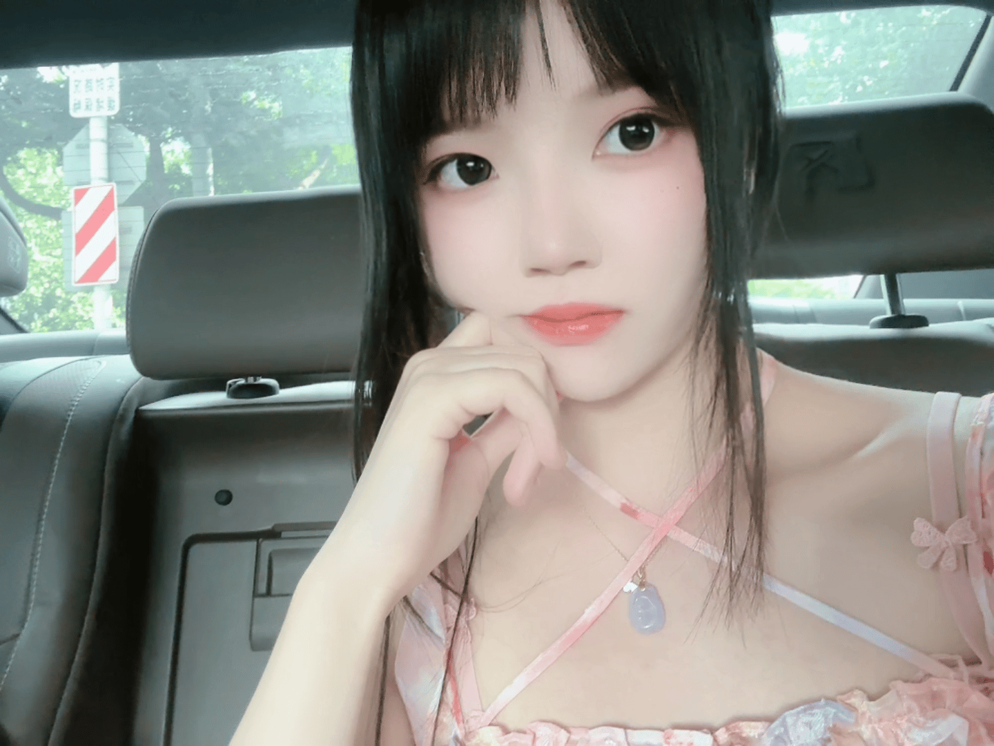 Coser@桜桃喵: 花束自拍 (28 photos) 