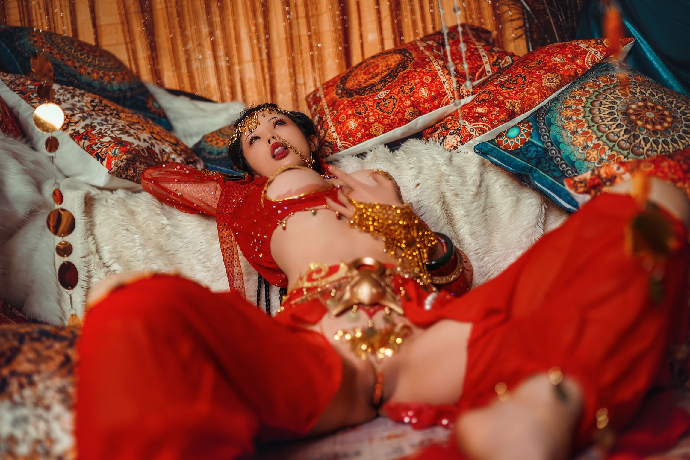 Coser@钛合金TiTi: 塞上红鸾 (52 photos ) 11 Coser@钛合金TiTi: 塞上红鸾 (52 photos ) 11