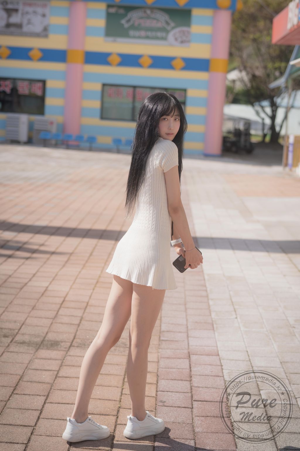 Pure Media Vol.264: Hina (히나) - Bitxx Training Outdoors (236 photos)