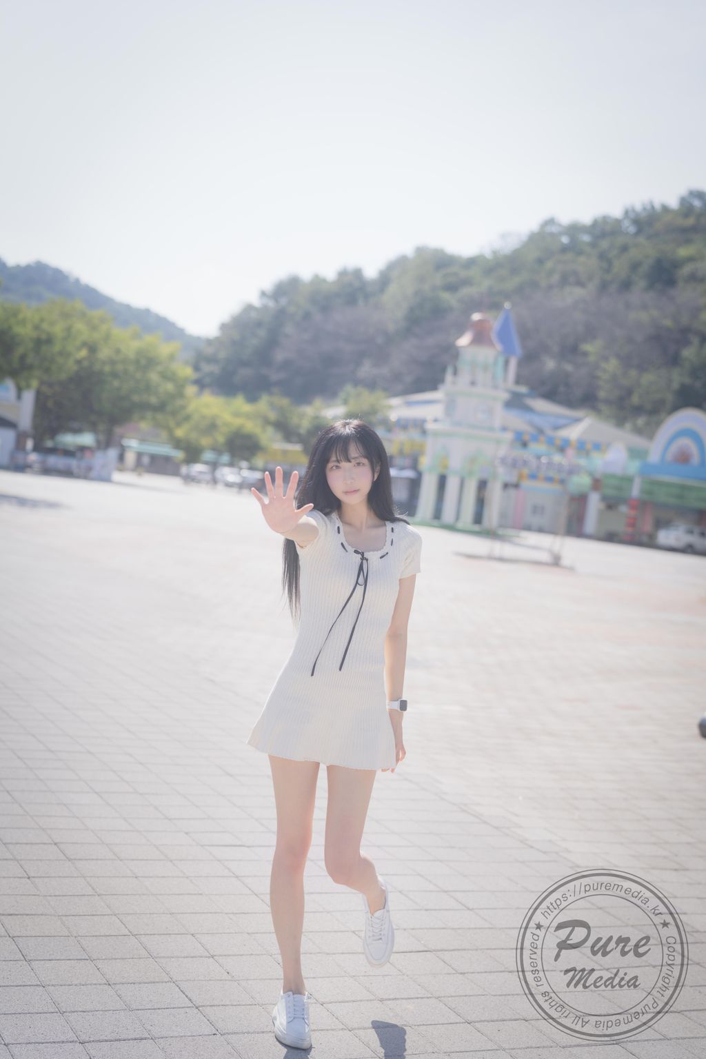 Pure Media Vol.264: Hina (히나) - Bitxx Training Outdoors (236 photos)