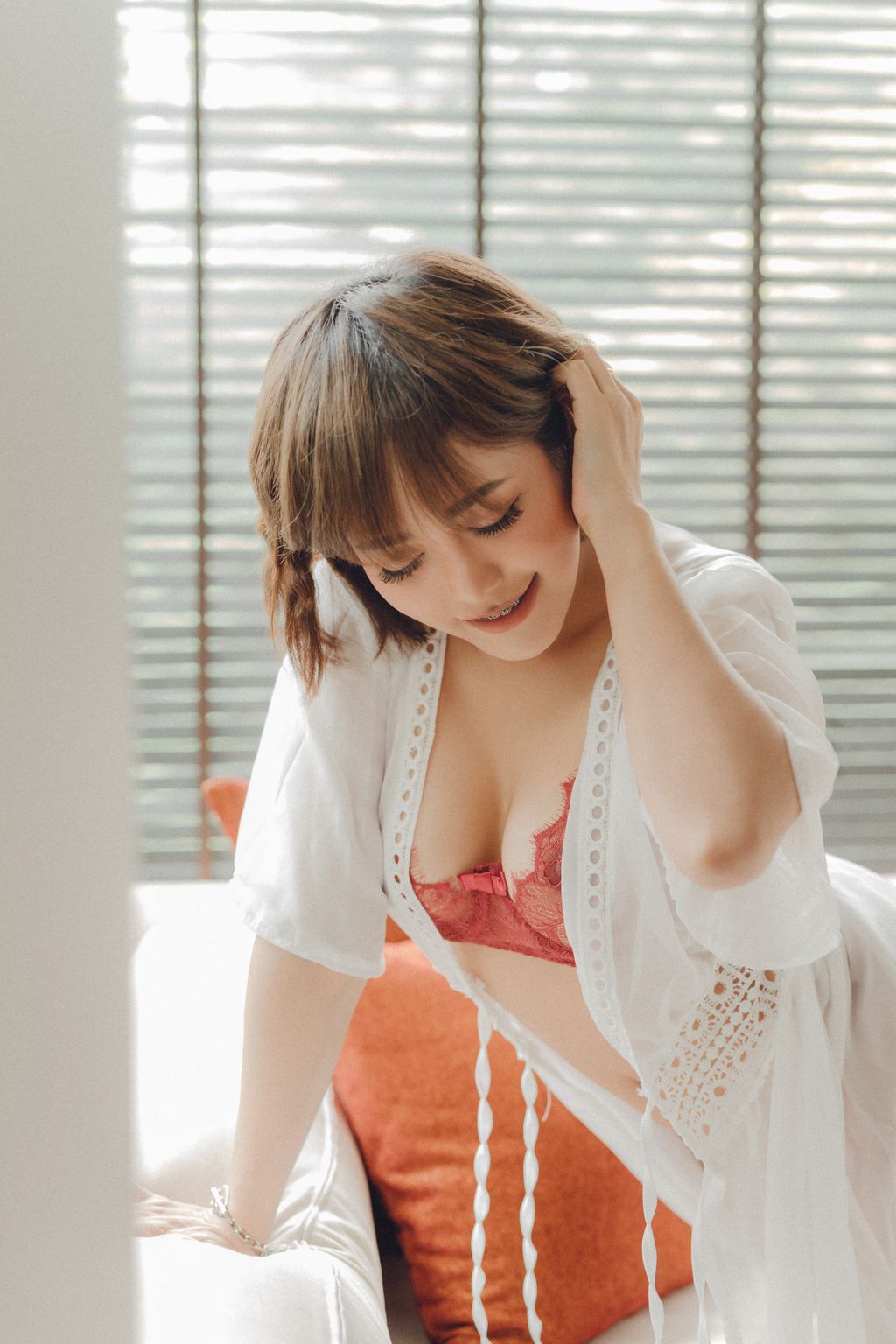 May Vol.1: Warm Sunlight (98 photos ) 11 May Vol.1: Warm Sunlight (98 photos ) 11