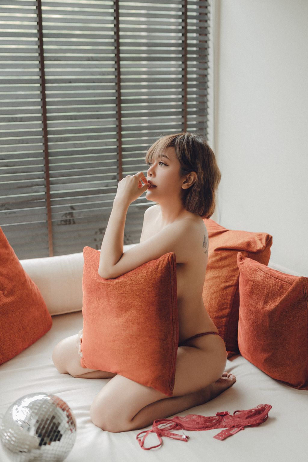 May Vol.1: Warm Sunlight (98 photos ) 16 May Vol.1: Warm Sunlight (98 photos ) 16