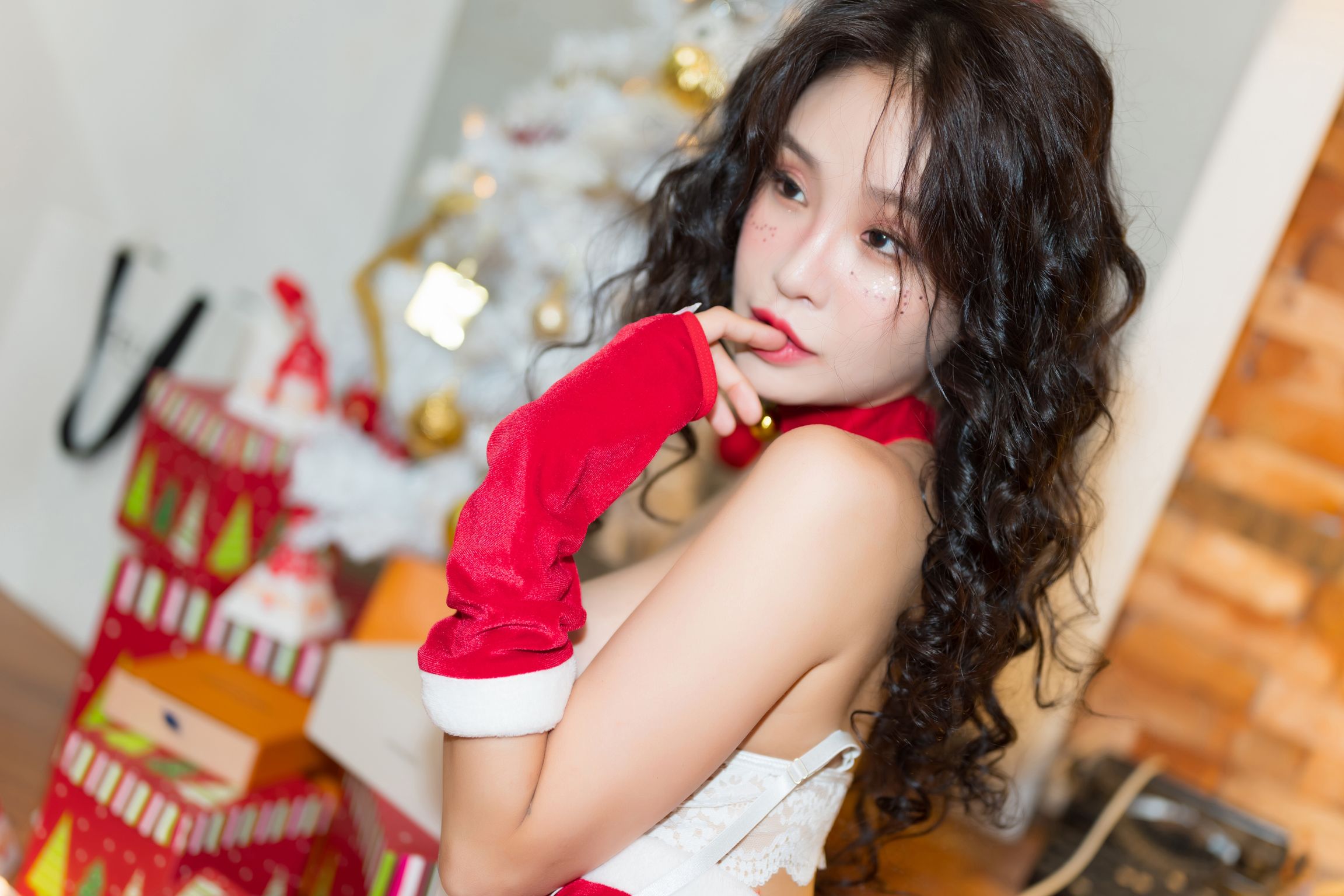 Lee-seol (이설): Garden & Christmas (86 photos) 5 Lee-seol (이설): Garden & Christmas (86 photos) 5