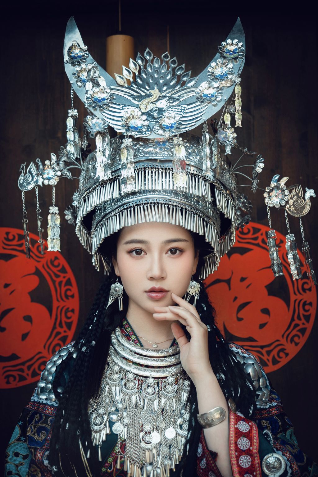 Coser@年年Nnian: 苗疆女孩 (50 photos) 