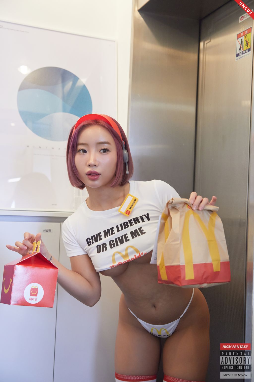 [HIGH FANTASY] Soi: Vol.3 Delivery Girl (42 photos) 