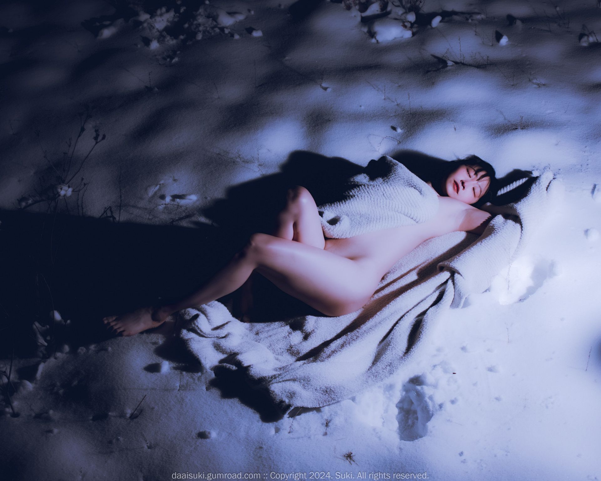 Suki (숙희): Snowy Night (65 photos) 