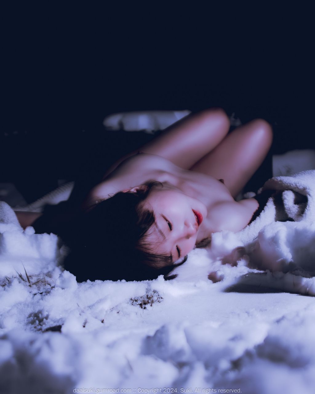 Suki (숙희): Snowy Night (65 photos) 15 Suki (숙희): Snowy Night (65 photos) 15