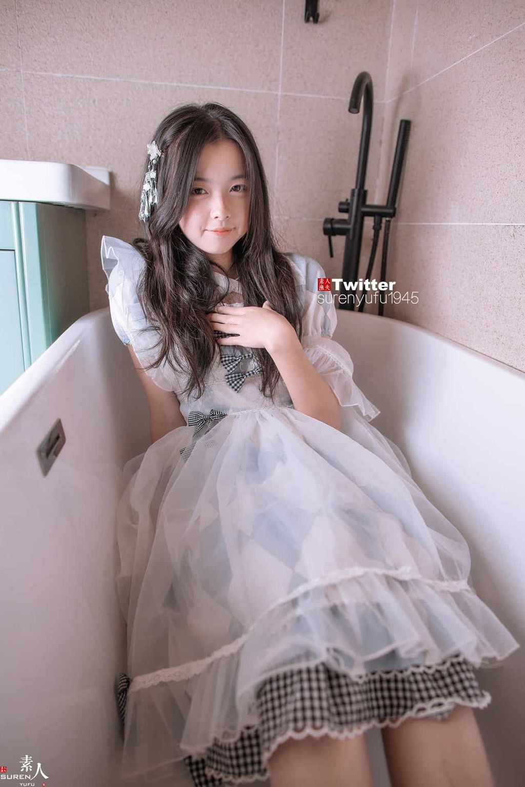 林书辞 – 黄豆粉 (141 photos ) 3 林书辞 – 黄豆粉 (141 photos ) 3