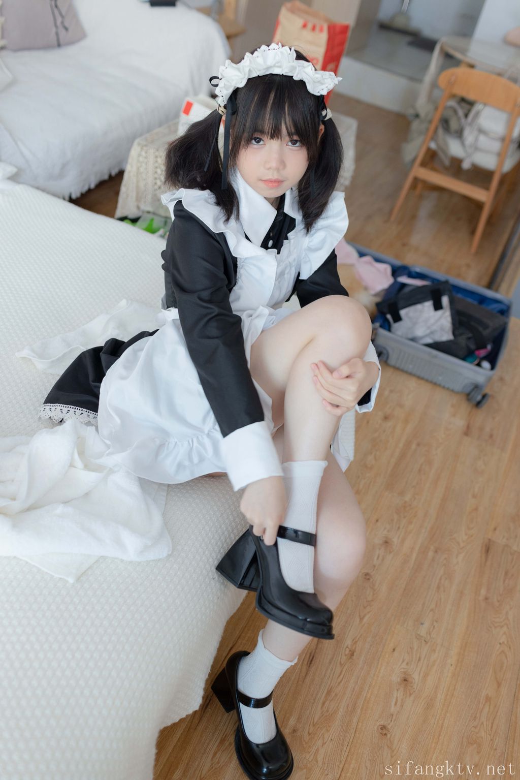 少女秩序: R18 小鱼 丝滑萝莉居家女仆 (193 photos ) 19 少女秩序: R18 小鱼 丝滑萝莉居家女仆 (193 photos ) 19