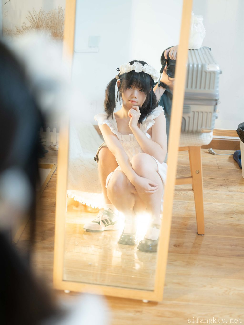 少女秩序: R18 小鱼 丝滑萝莉居家女仆 (193 photos ) 18 少女秩序: R18 小鱼 丝滑萝莉居家女仆 (193 photos ) 18