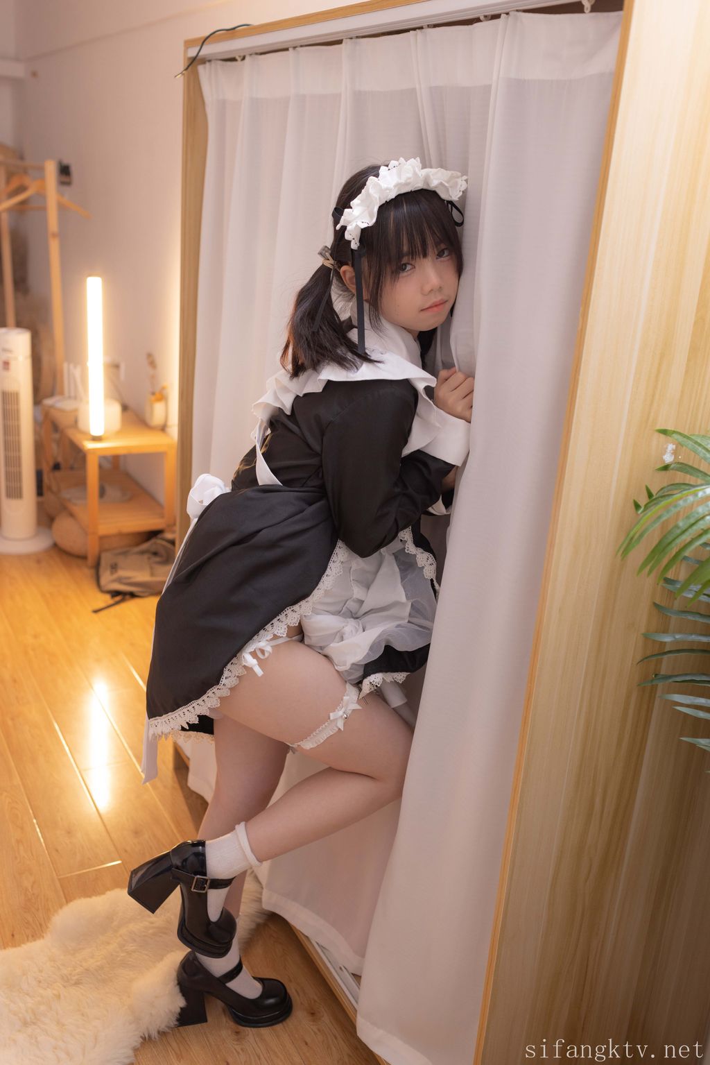 少女秩序: R18 小鱼 丝滑萝莉居家女仆 (193 photos ) 14 少女秩序: R18 小鱼 丝滑萝莉居家女仆 (193 photos ) 14