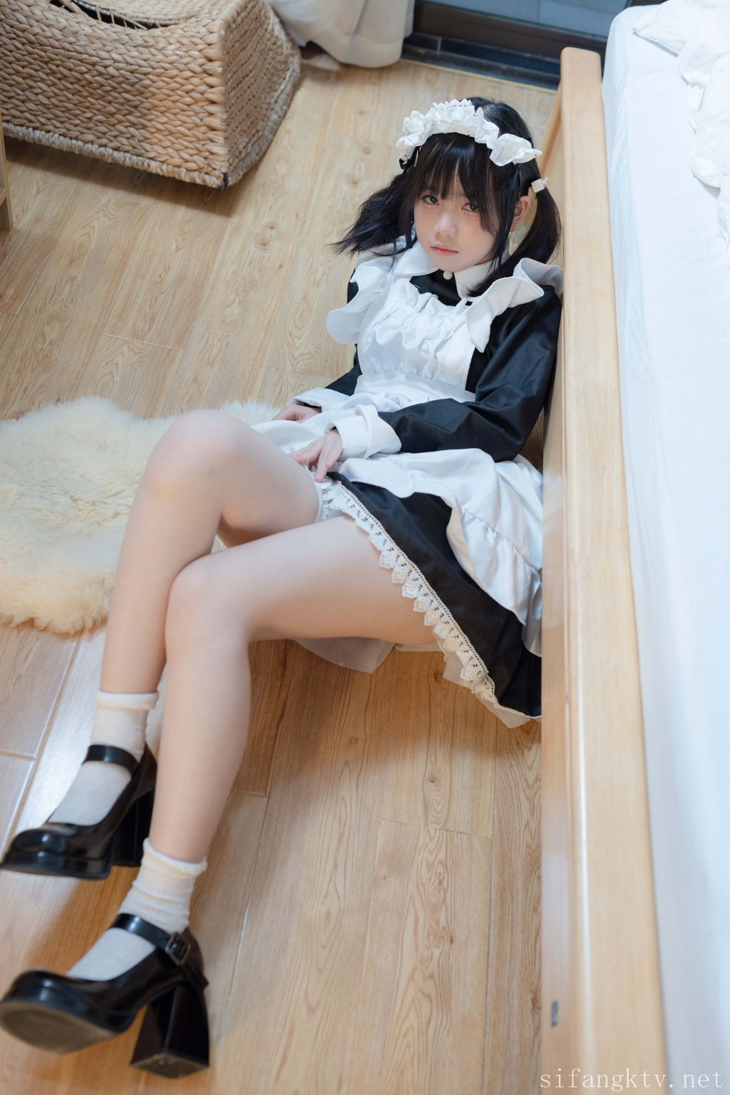 少女秩序: R18 小鱼 丝滑萝莉居家女仆 (193 photos ) 7 少女秩序: R18 小鱼 丝滑萝莉居家女仆 (193 photos ) 7