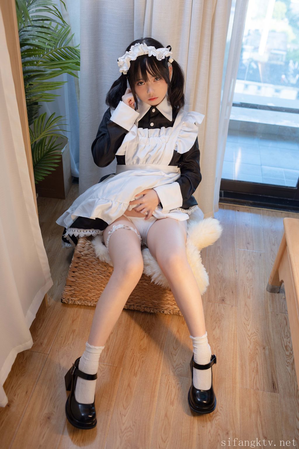 少女秩序: R18 小鱼 丝滑萝莉居家女仆 (193 photos ) 4 少女秩序: R18 小鱼 丝滑萝莉居家女仆 (193 photos ) 4