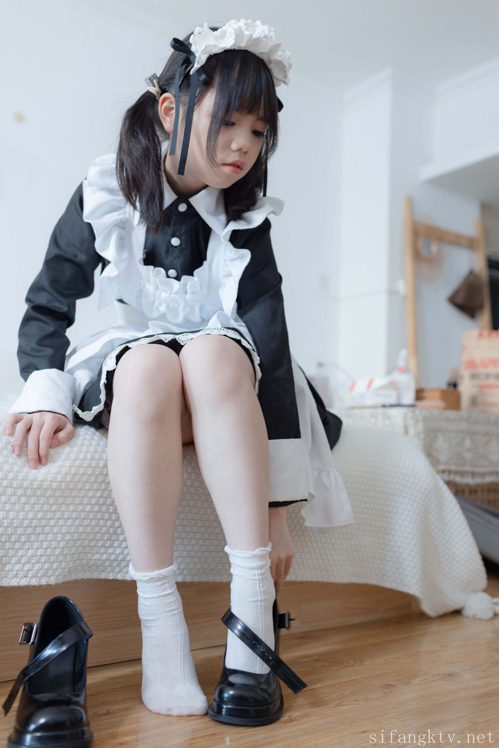 少女秩序: R18 小鱼 丝滑萝莉居家女仆 (193 photos ) 17 少女秩序: R18 小鱼 丝滑萝莉居家女仆 (193 photos ) 17