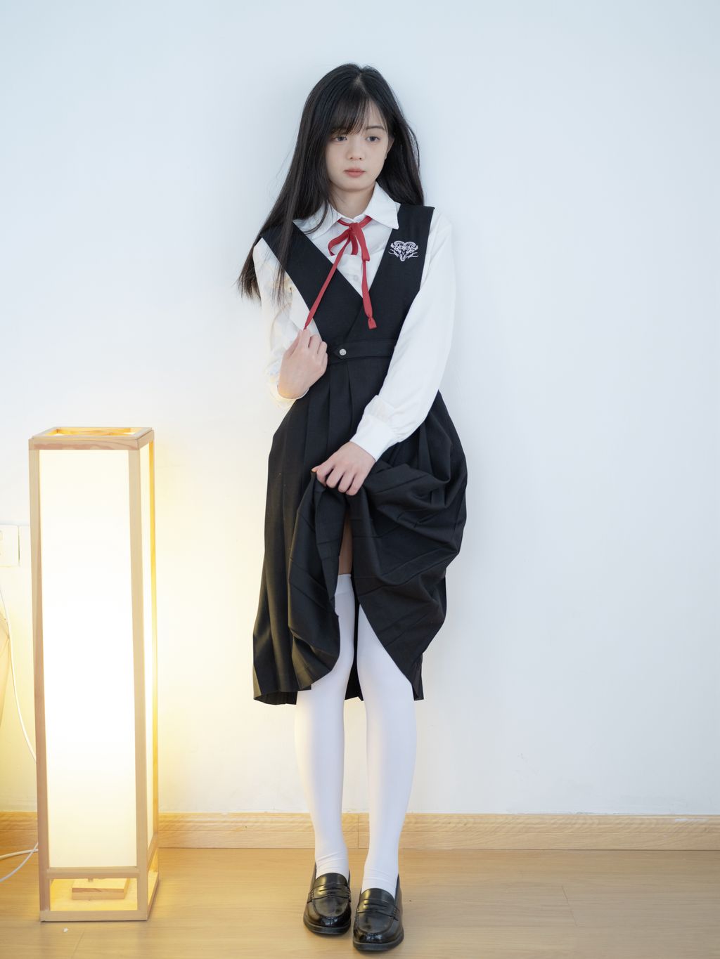 少女秩序 – 晞可 束缚衣白虎极品嫩妹 (124 photos ) 