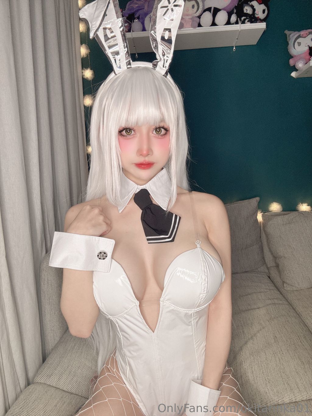 Coser@沖田凜花Rinka: Blanc White Rabbit (74 photos ) 