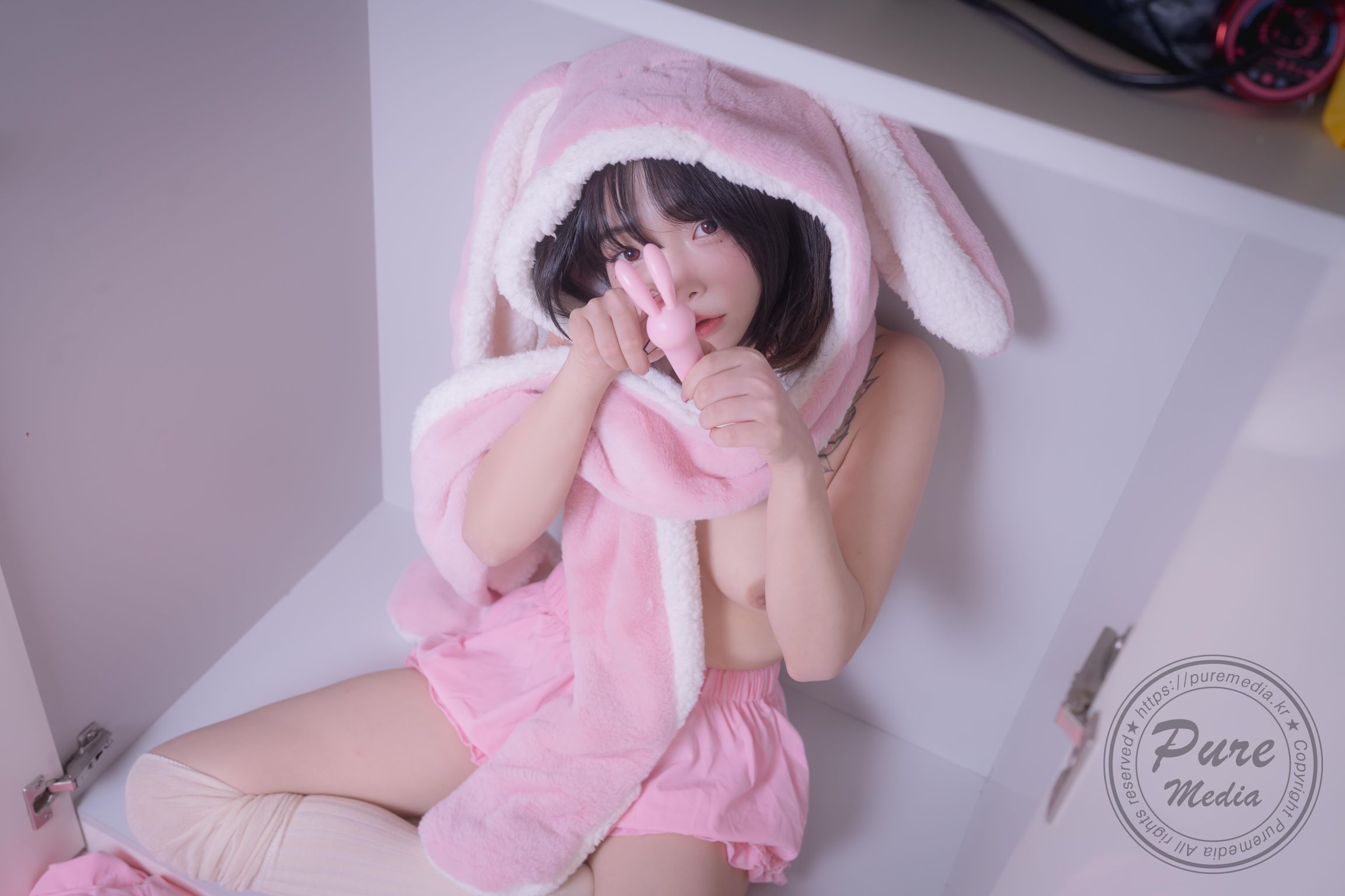 Pure Media Vol.266: Jelly (젤리) – Cutie Rabbit & Pink Hole (200 photos) 18 Pure Media Vol.266: Jelly (젤리) – Cutie Rabbit & Pink Hole (200 photos) 18
