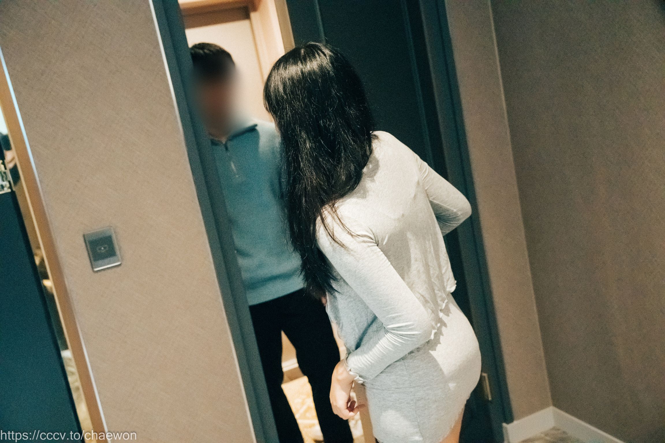 [Loozy] Sonson (손손): Massage Girl (133 photos) 
