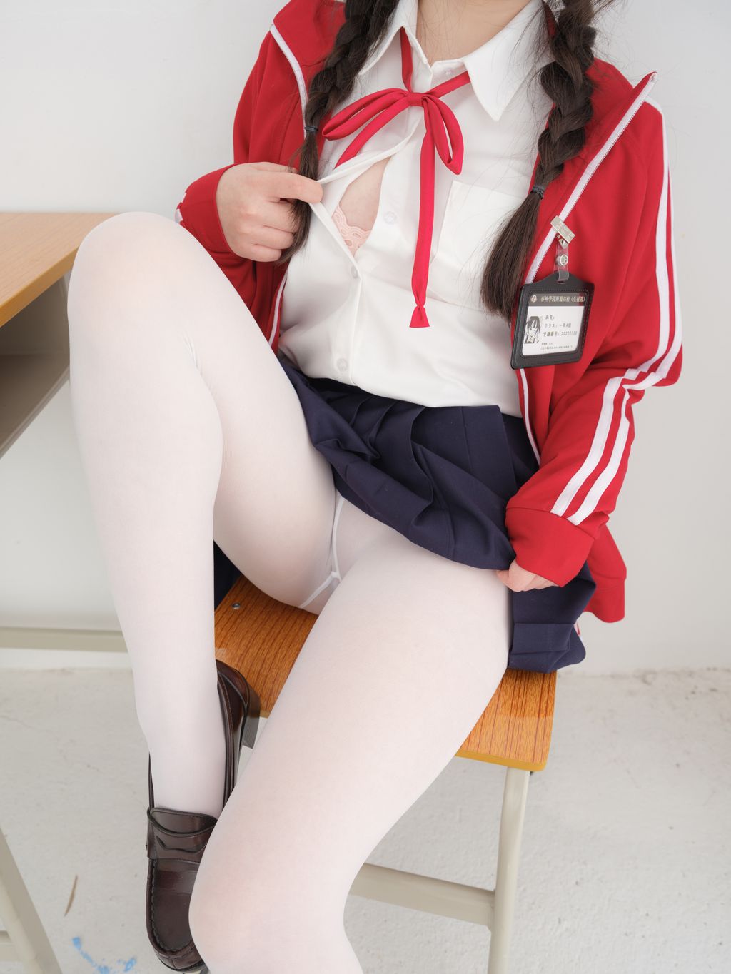 [紧急企划] 内部 奶昔: 学生妹 (60 photos) 