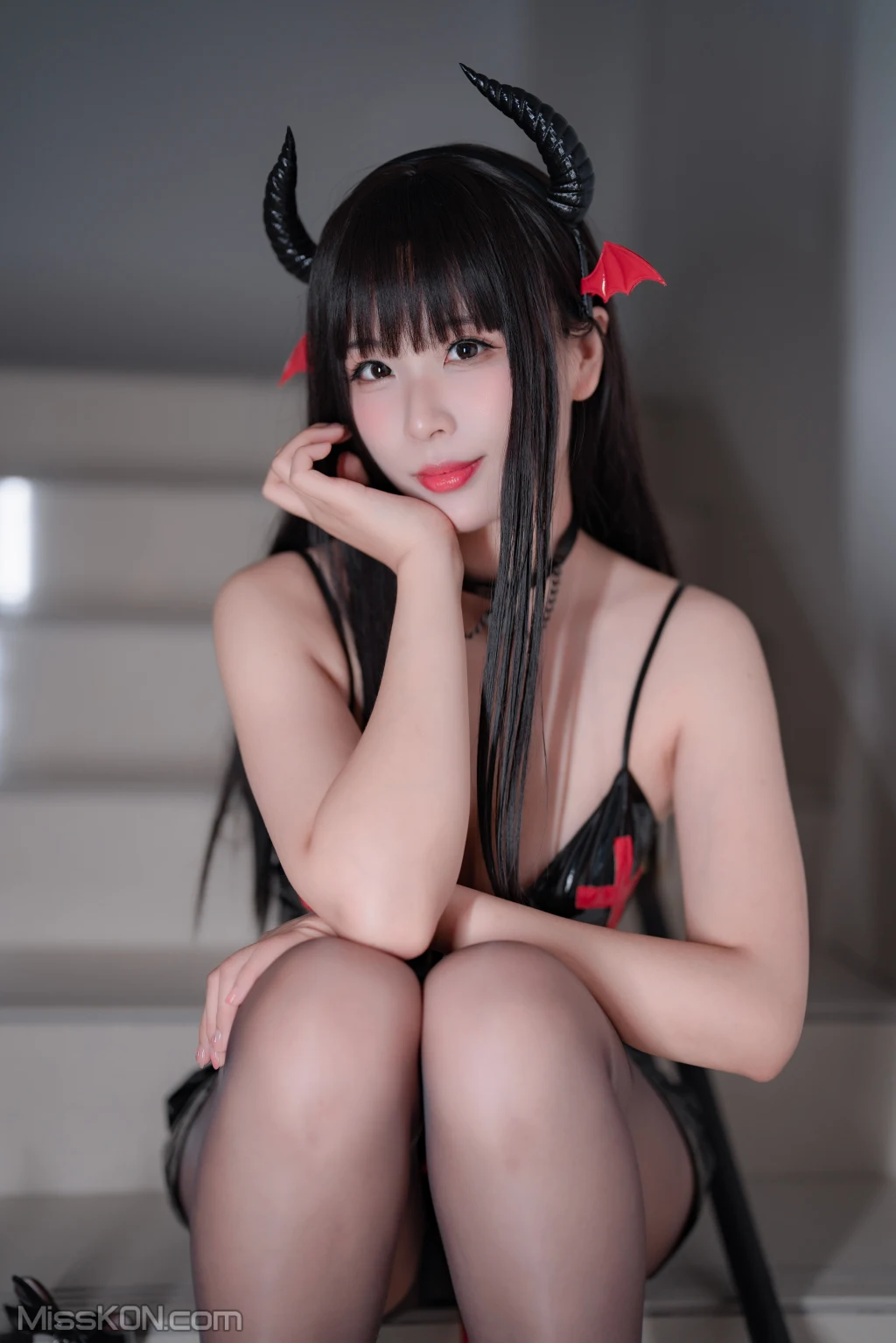 Coser@轩萧学姐: 万圣节魅魔 (124 photos ) 