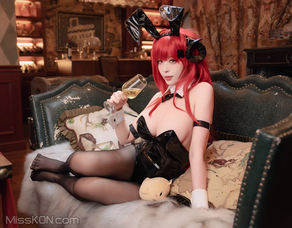 Coser@轩萧学姐: 兴登堡兔女郎 (68 photos ) 11 Coser@轩萧学姐: 兴登堡兔女郎 (68 photos ) 11