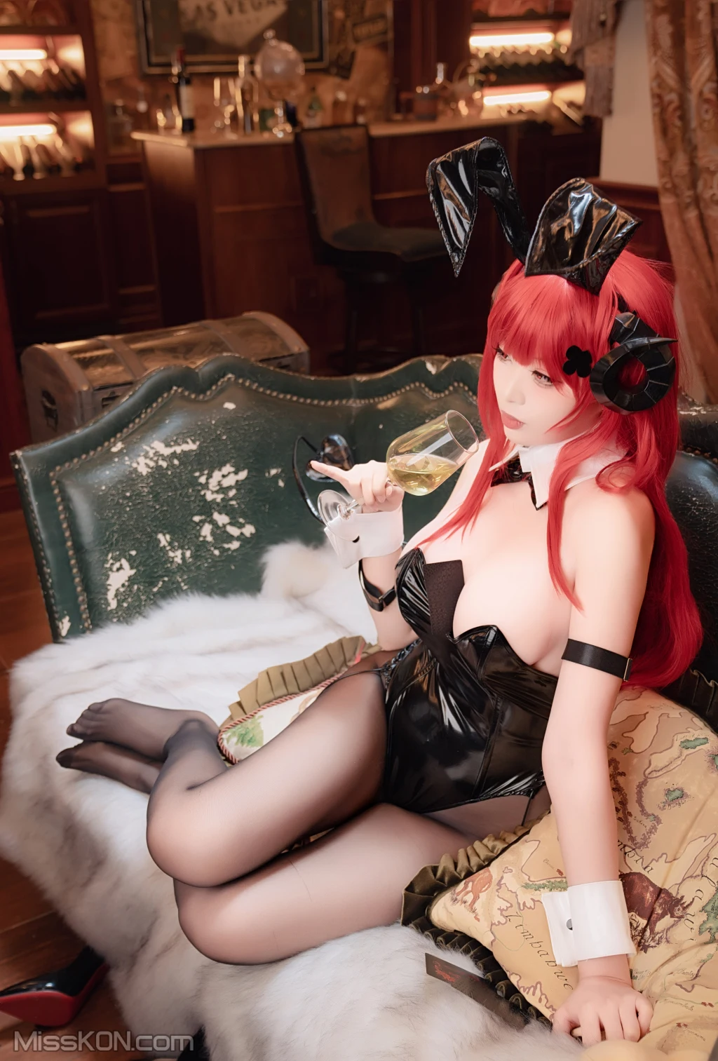 Coser@轩萧学姐: 兴登堡兔女郎 (68 photos ) 14 Coser@轩萧学姐: 兴登堡兔女郎 (68 photos ) 14