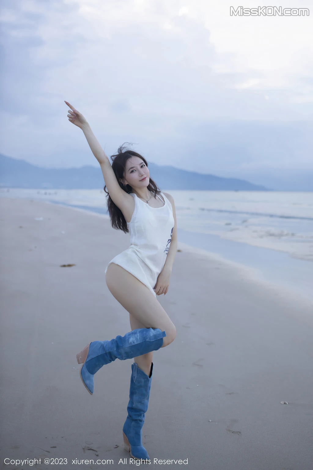 XIUREN No.6847 – 6854 (678 photos) 13 XIUREN No.6847 – 6854 (678 photos) 13