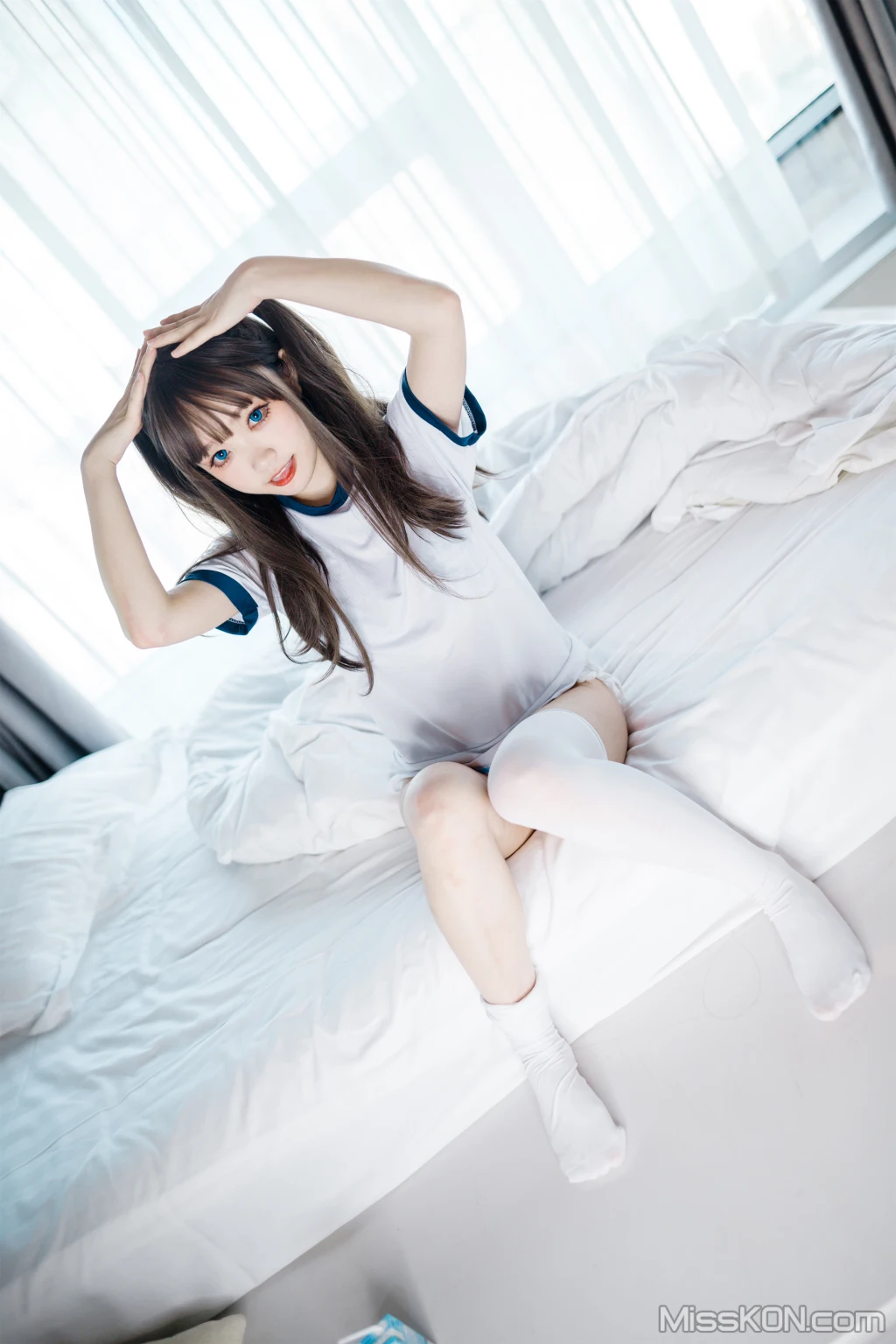 Coser@神沢永莉: 半双马尾体操服大腿袜 (68 photos) 17 Coser@神沢永莉: 半双马尾体操服大腿袜 (68 photos) 17
