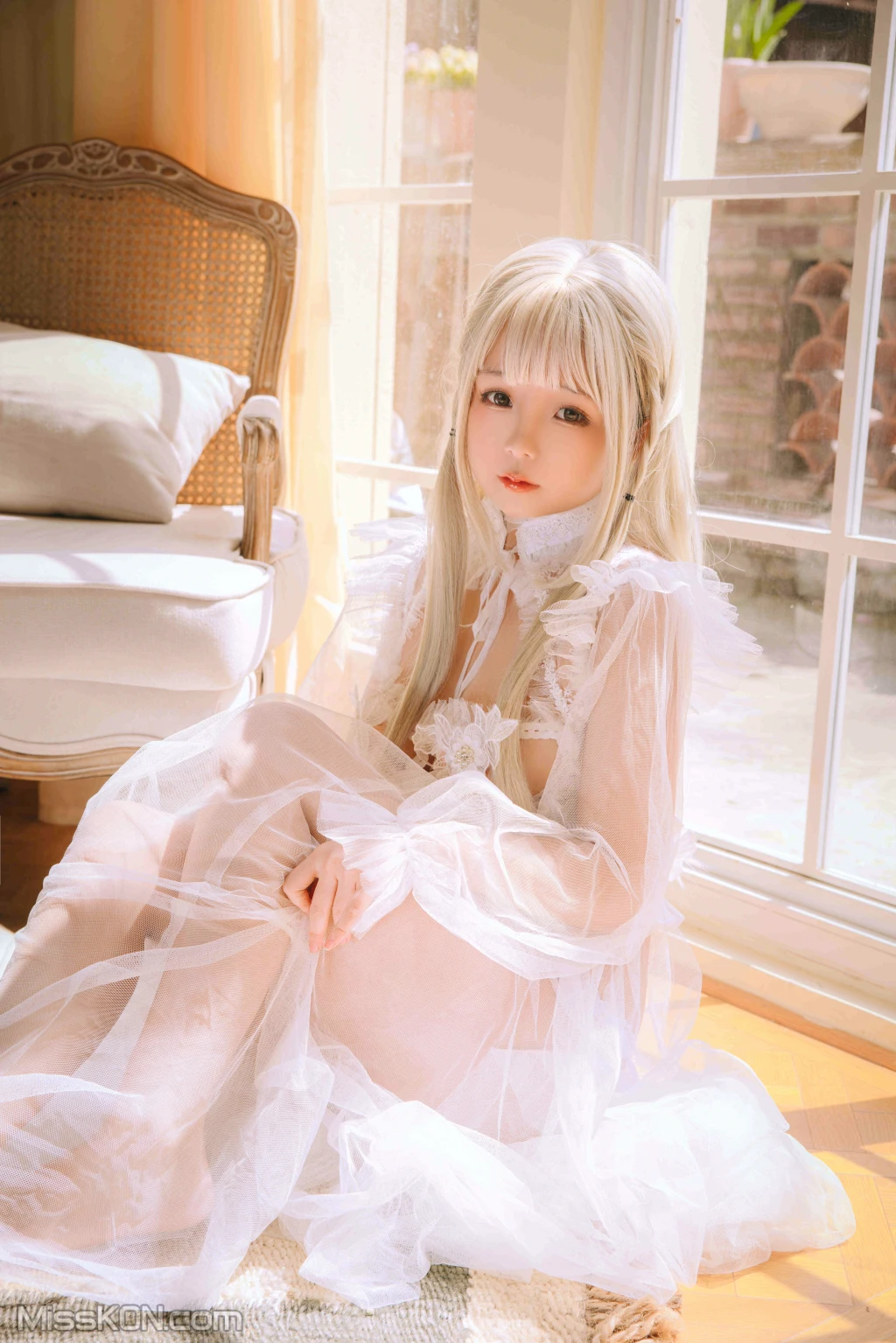 Coser@日奈娇: 白纱衣 (136 photos ) 