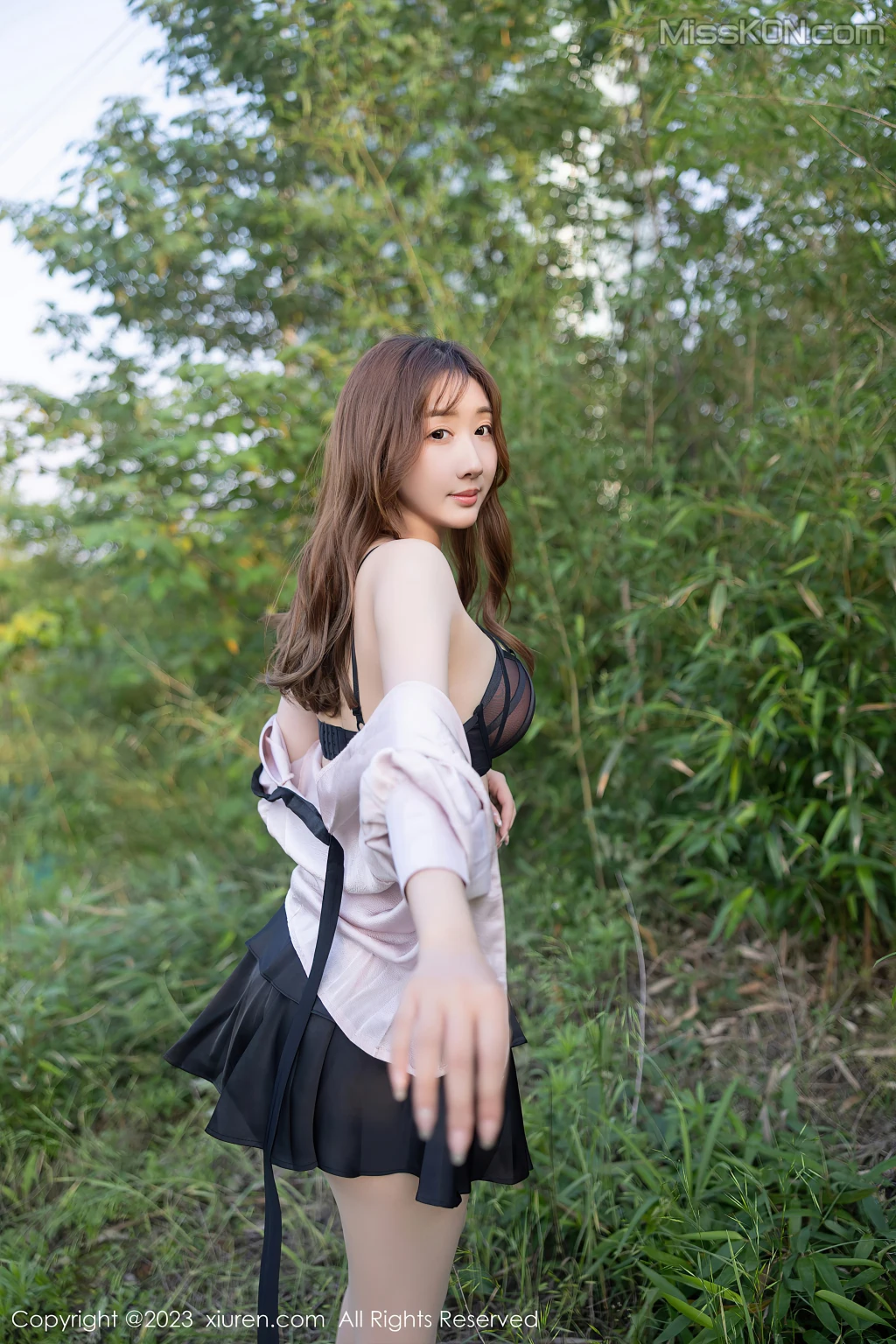 XIUREN No.6716 – 6722 (562 photos) 0 XIUREN No.6716 – 6722 (562 photos) 0