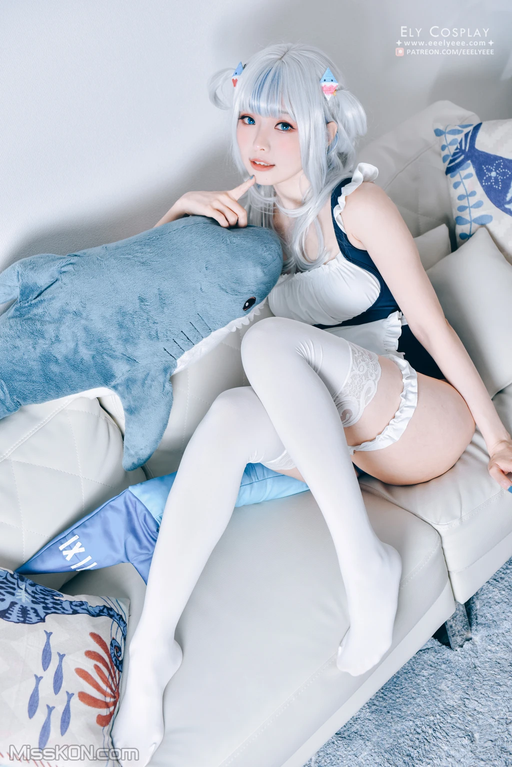 Coser@Ely_eee (ElyEE子): Gura Swimsuit (19 photos) 