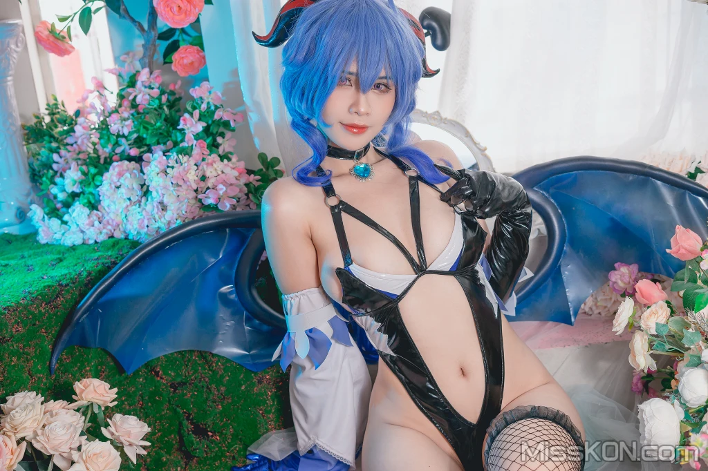 Coser@Pyon: Ganyu Succubus (44 photos ) 