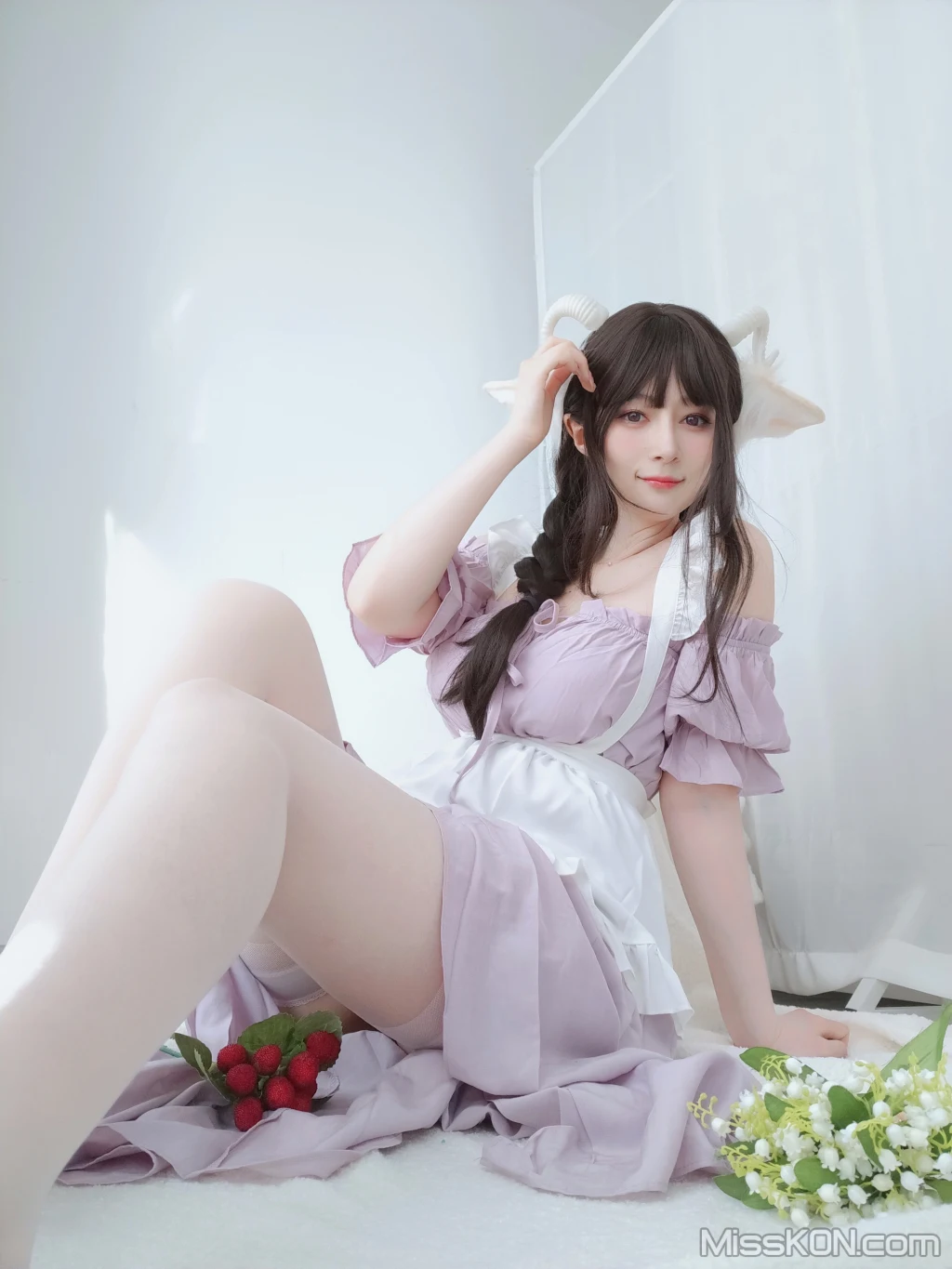 Coser@白银81: 白丝兔耳女仆 (162 photos) 11 Coser@白银81: 白丝兔耳女仆 (162 photos) 11