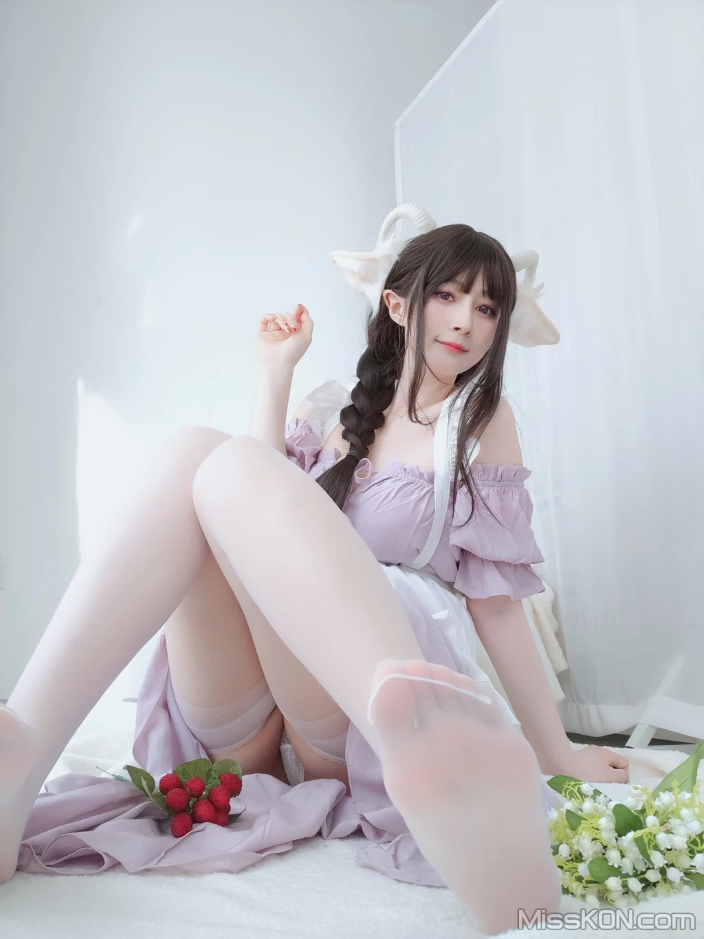 Coser@白银81: 白丝兔耳女仆 (162 photos) 12 Coser@白银81: 白丝兔耳女仆 (162 photos) 12