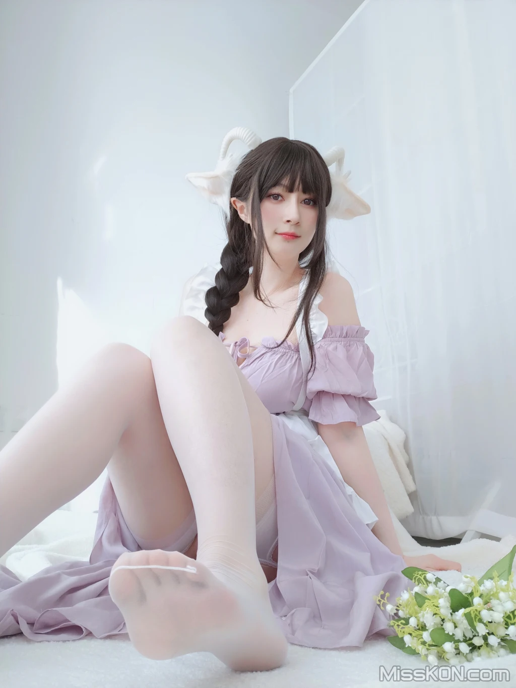 Coser@白银81: 白丝兔耳女仆 (162 photos) 10 Coser@白银81: 白丝兔耳女仆 (162 photos) 10