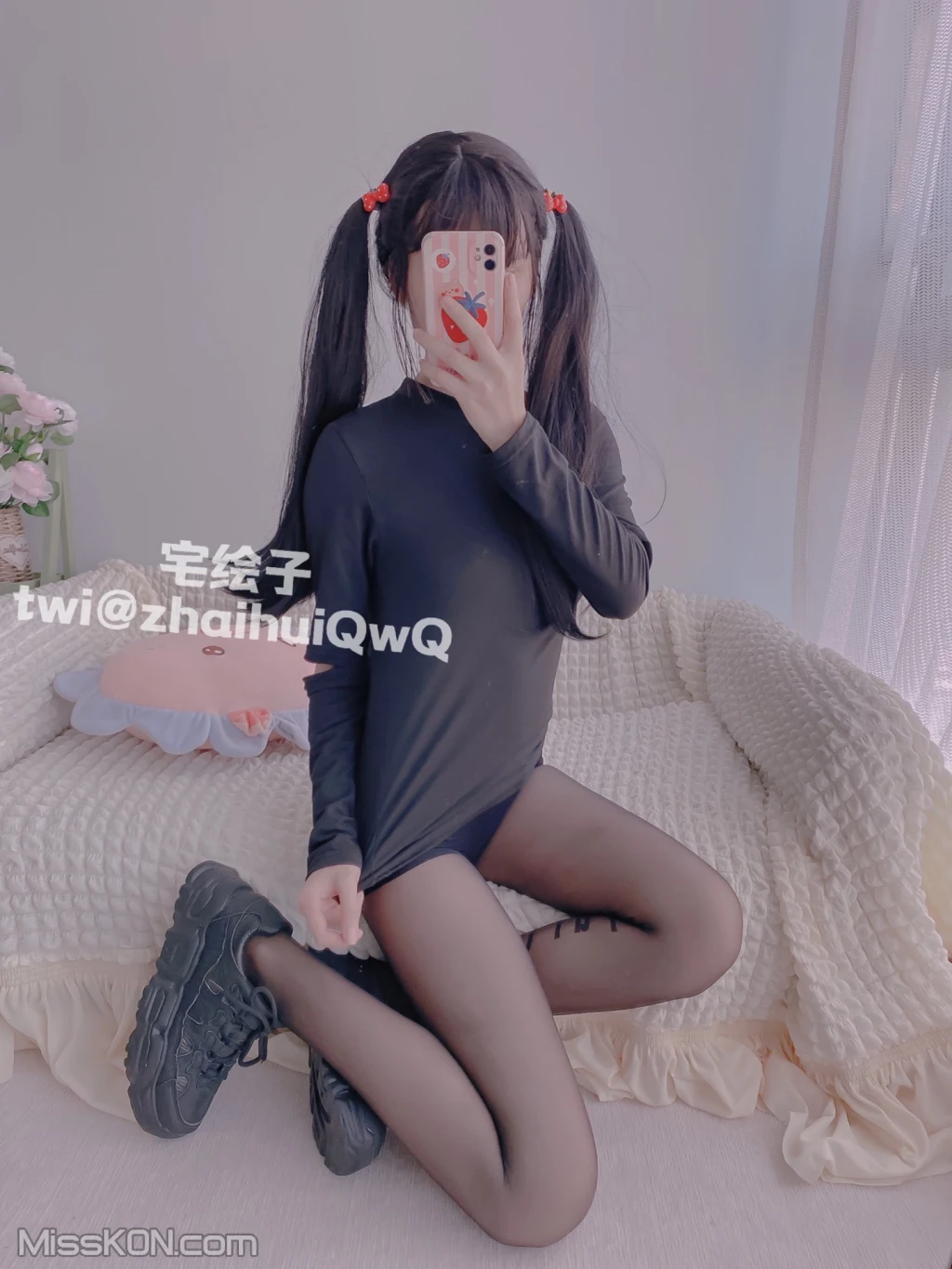 Coser@二阶堂: 黑丝 (103 photos) 0 Coser@二阶堂: 黑丝 (103 photos) 0