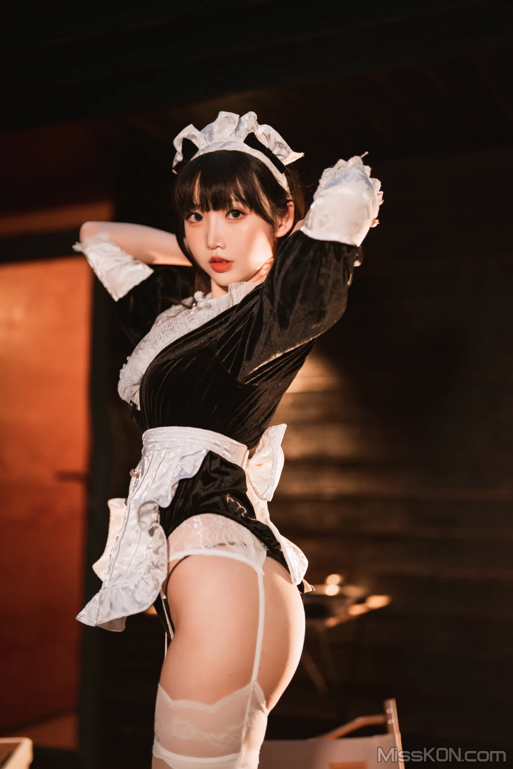 Coser@面饼仙儿 No.125: 木屋女仆 (27 photos) 