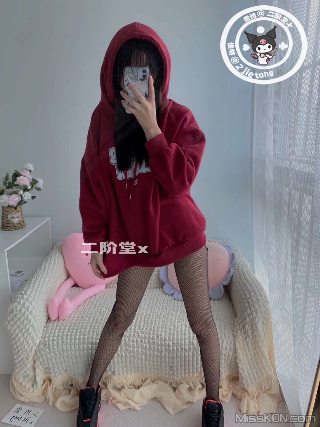 Coser@二阶堂: 红色外套 (83 photos) 