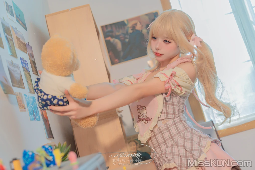 Coser@黏黏团子兔: 居家甜妹 超级敏感 (77 photos ) 