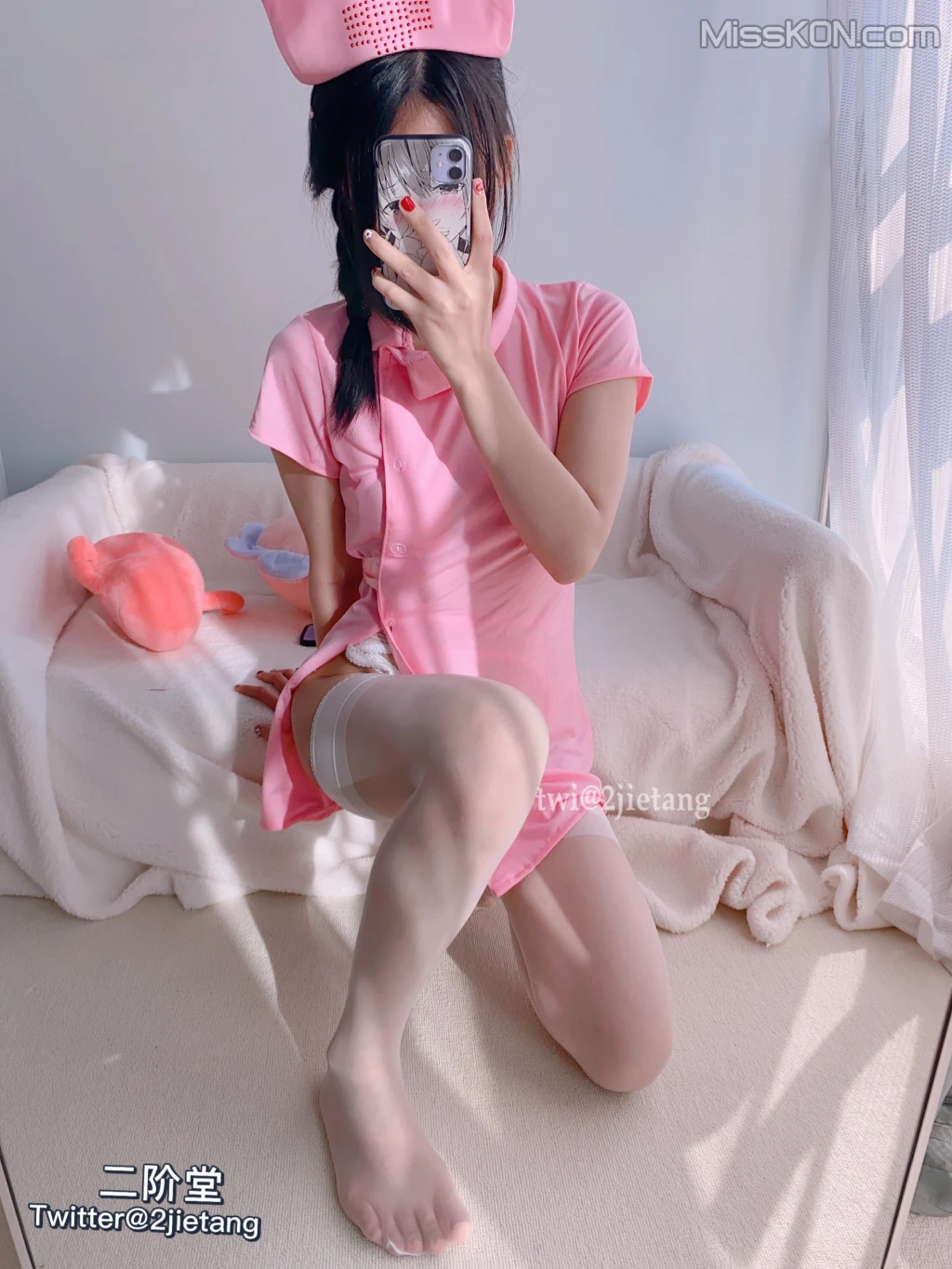 Coser@二阶堂: 粉丝护士 (111 photos ) 