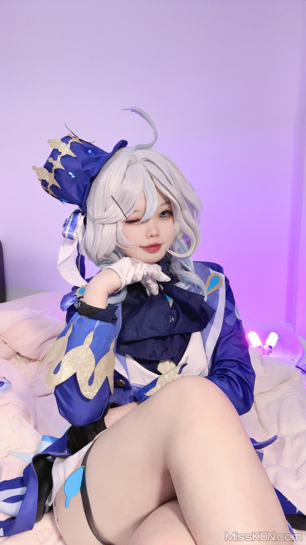 Coser@小瑶幺幺: 芙宁娜自拍 (53 photos ) 