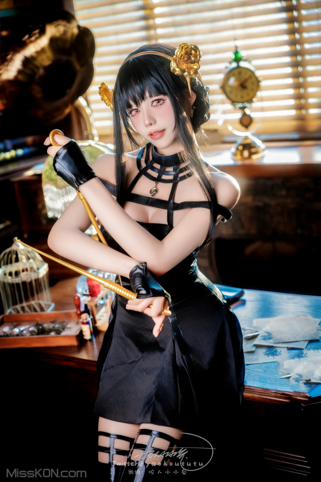 Coser@黏黏团子兔: 约尔太太 (80 photos ) 