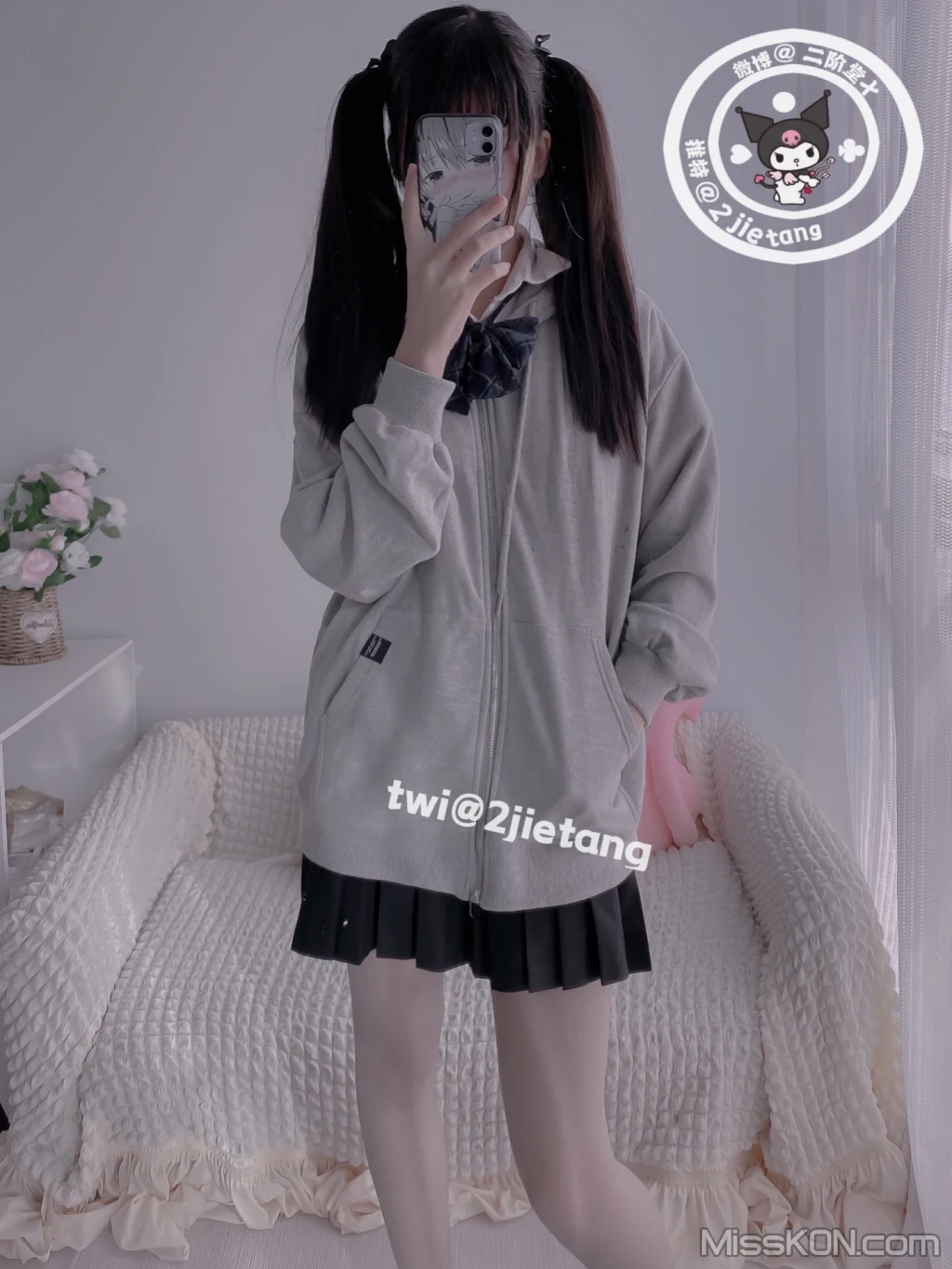 Coser@二阶堂: 灰色外套 (105 photos) 3 Coser@二阶堂: 灰色外套 (105 photos) 3