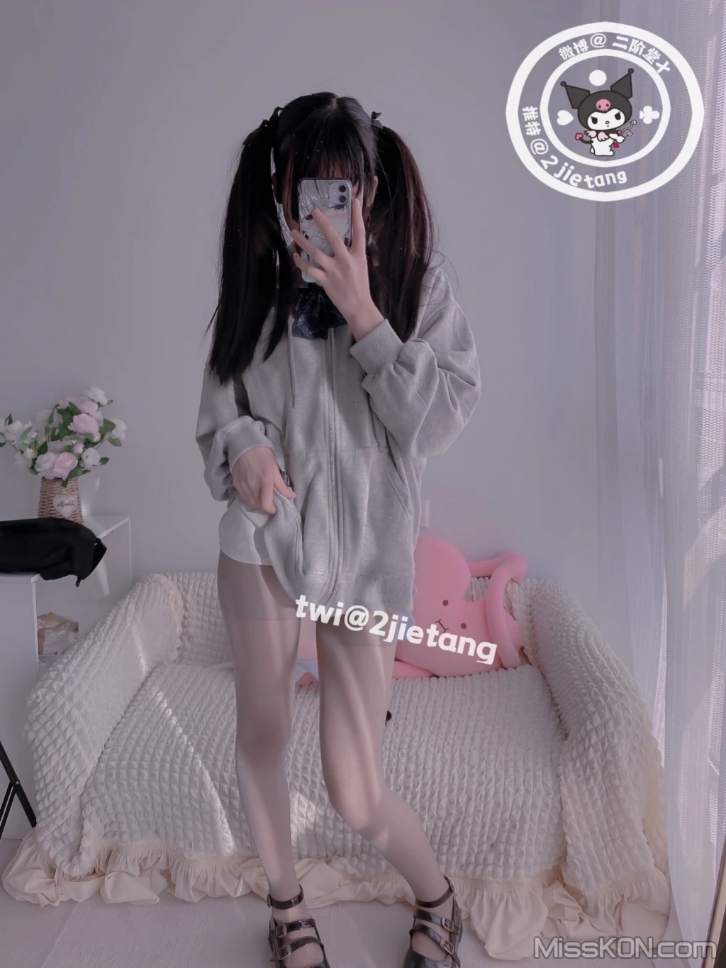 Coser@二阶堂: 灰色外套 (105 photos) 9 Coser@二阶堂: 灰色外套 (105 photos) 9