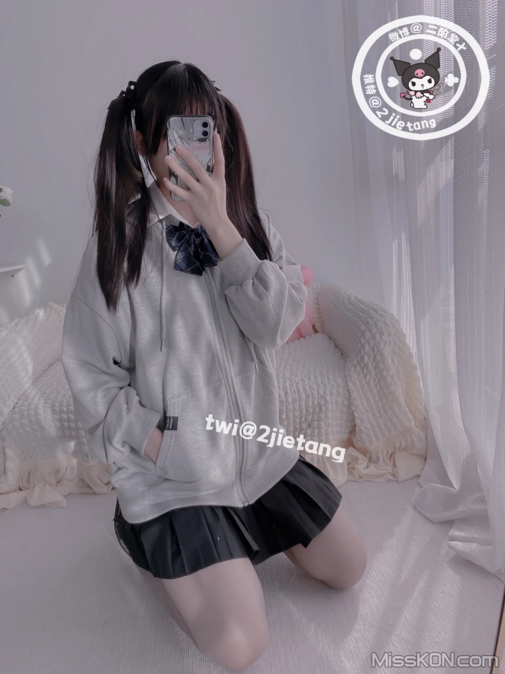 Coser@二阶堂: 灰色外套 (105 photos) 19 Coser@二阶堂: 灰色外套 (105 photos) 19