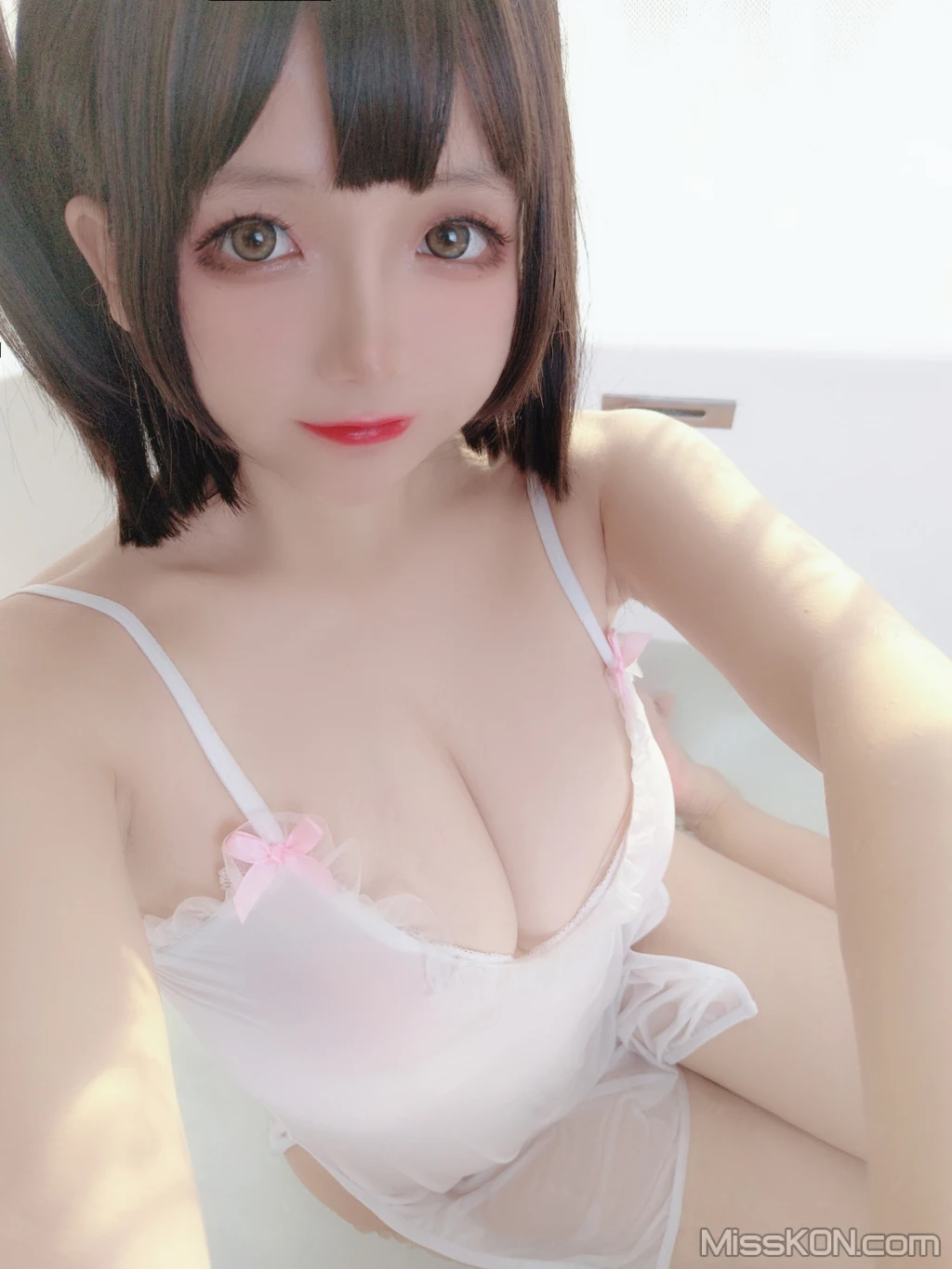Coser@日奈娇: 湿身小白裙 (97 photos) 18 Coser@日奈娇: 湿身小白裙 (97 photos) 18
