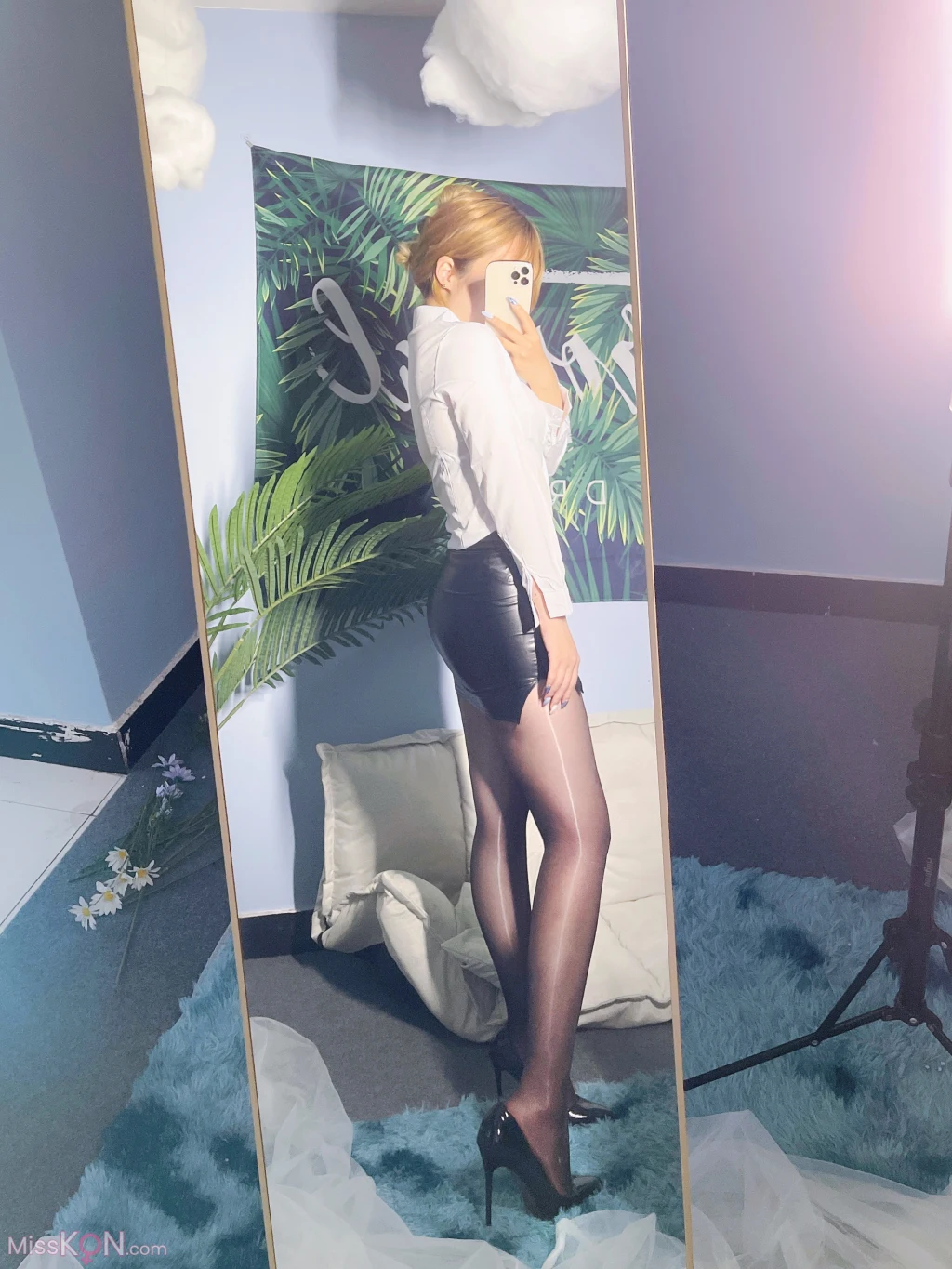 Coser@eloise软软: 视图 OL (99 photos ) 10 Coser@eloise软软: 视图 OL (99 photos ) 10