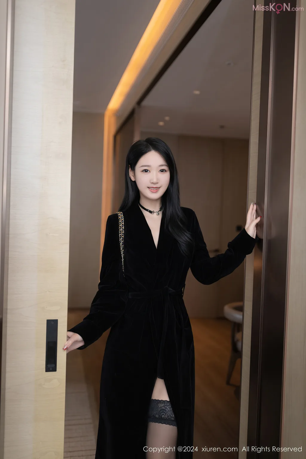 XIUREN No.8326 – 8335 (816 photos) 